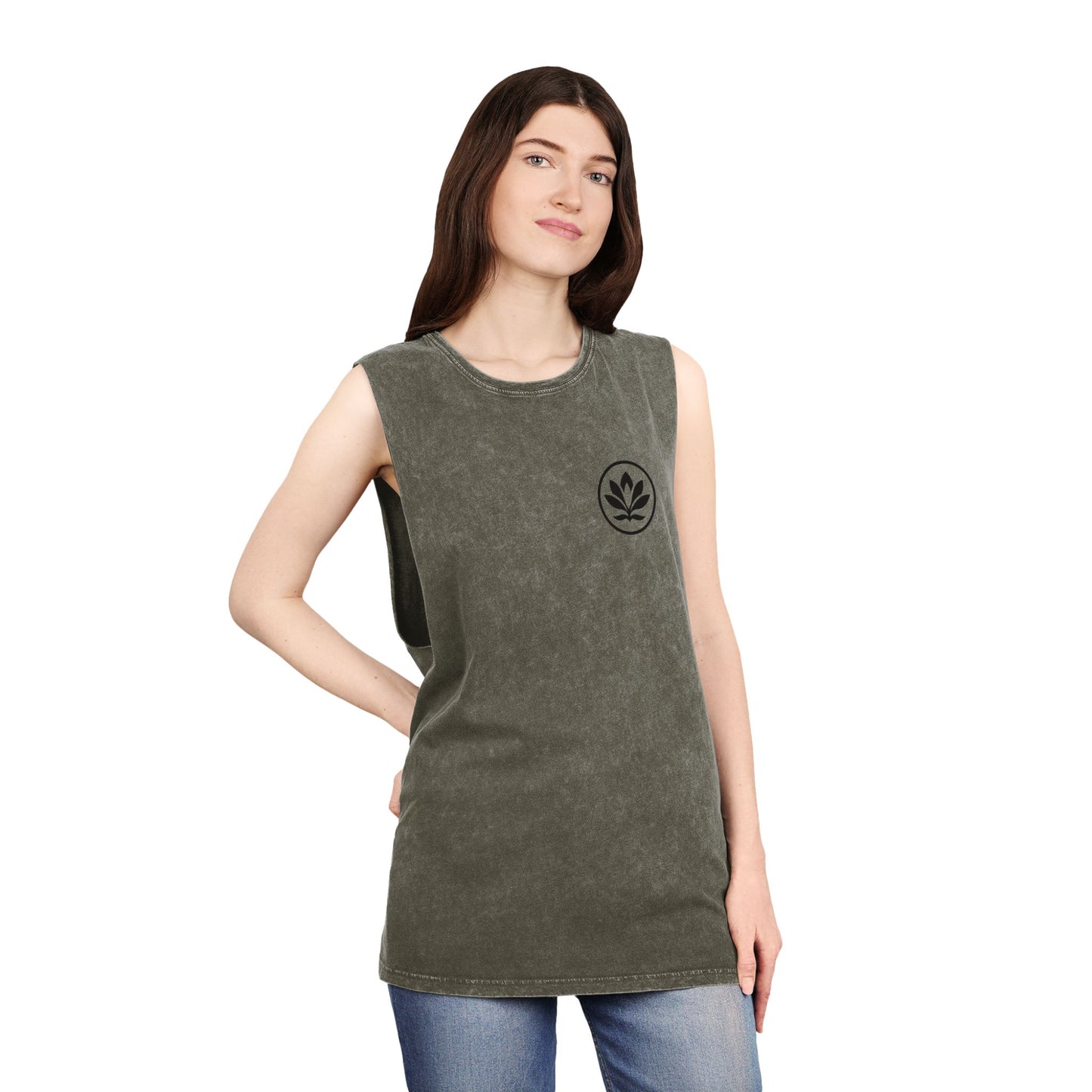 The Crest Tank