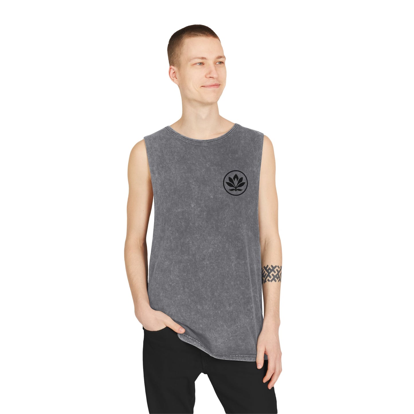 The Crest Tank