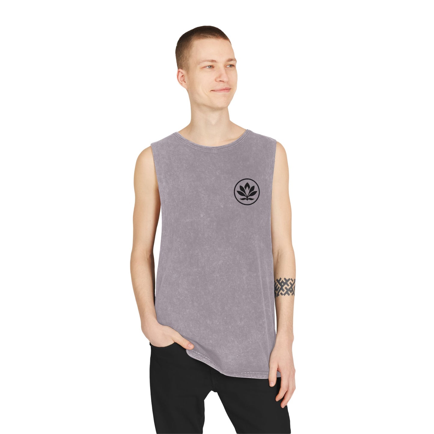 The Crest Tank