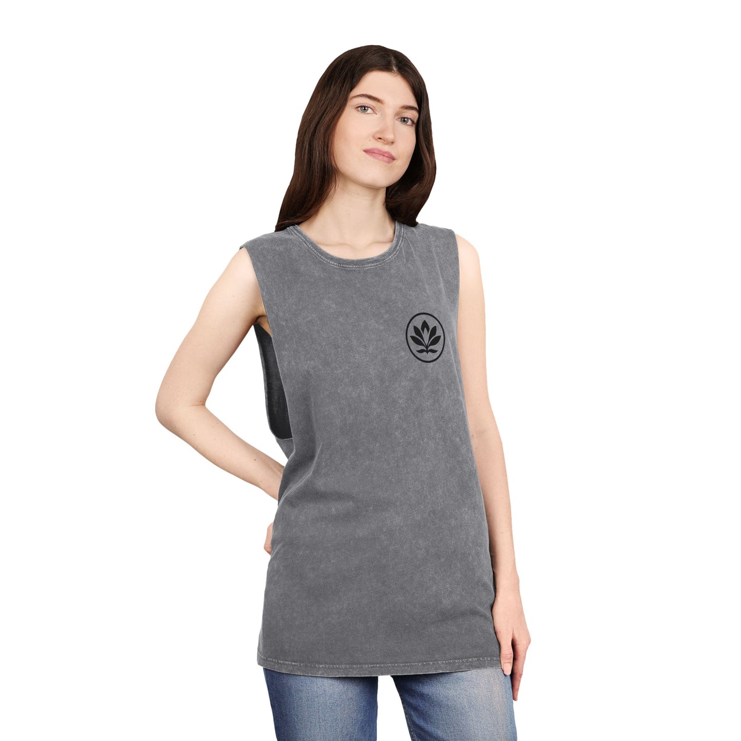 The Crest Tank