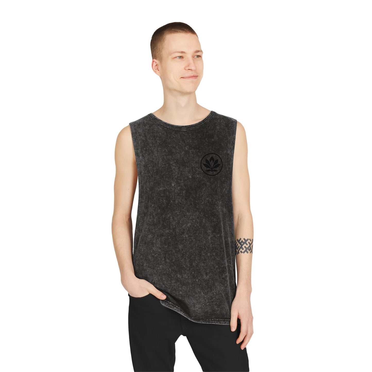 The Crest Tank